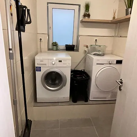 Haus Egon 아파트 *